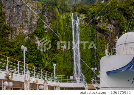 Fiordland National Park Fiordland National Park 136375933