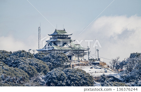 小牧山城雪景 136376244