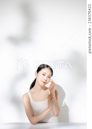 女性皮膚護理 女性皮膚護理 136376423