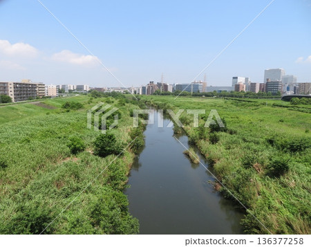 與河景觀 與河景觀 136377258