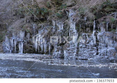 三十個槌槌冰柱 136377653
