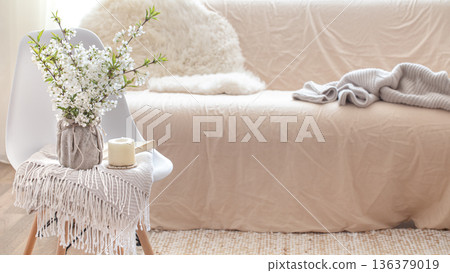 Composition with spring flowers in the interior. 136379019