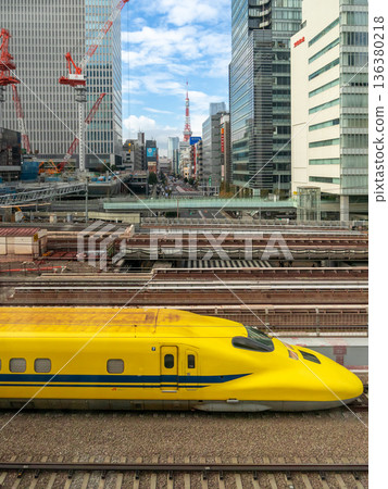 T4 train Doctor Yellow T4 train Doctor Yellow 136380218