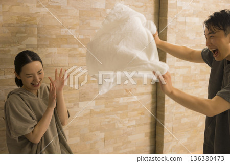 Couple sauna image 136380473