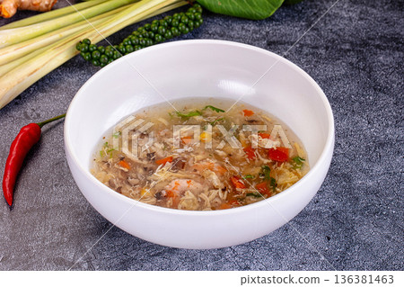 Natural crab soup with prawn 136381463