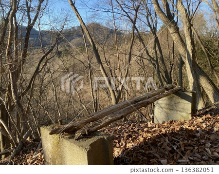 一張你不敢坐的木凳(20260204075931) 一張你不敢坐的木凳(20260204075931) 136382051