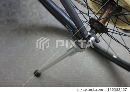 Cross bike side stands and gears Cross bike side stands and gears 136382467