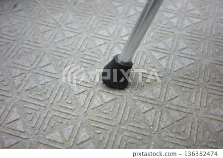 自行車側支架頂端的橡膠帽 136382474