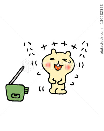 一幅插圖,描繪了一隻可愛的小松鼠一邊聽收音機一邊開懷大笑。 一幅插圖,描繪了一隻可愛的小松鼠一邊聽收音機一邊開懷大笑。 136382558