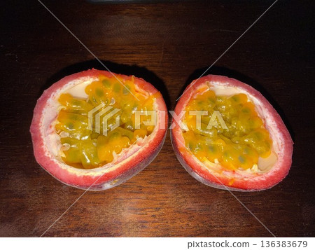 2 cut passion fruits 136383679