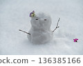 Snowman 136385166