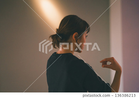 dancing, female, lady 136386213