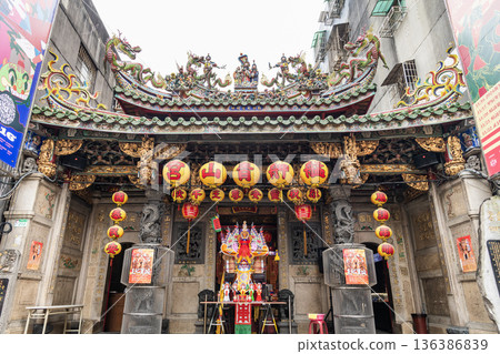 Building view of The Bangka Qingshan Temple in Wanhua of Taipei, Taiwan. 136386839