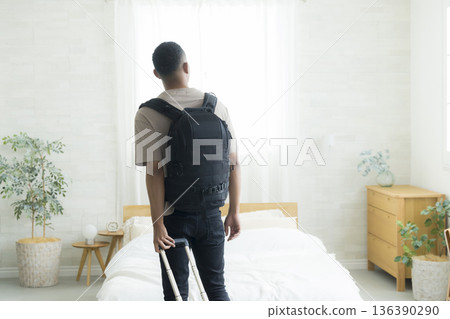 臥室旅行者 136390290