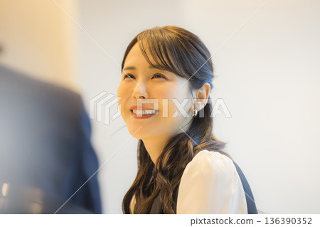 Couple in a hotel restaurant 136390352