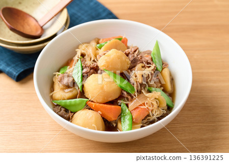 Nikujaga (beef and potatoes) Nikujaga (beef and potatoes) 136391225