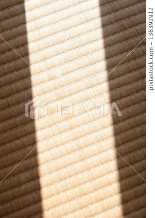 Tatami, light and shadow 136392912