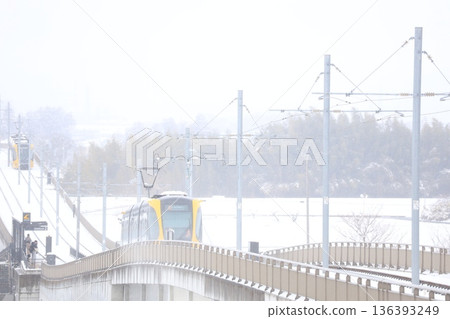 Utsunomiya Light Rail and heavy white snow Utsunomiya Light Rail and heavy white snow 136393249
