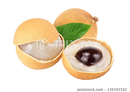 Fresh longan fruit isolated on white background close-up 136393582