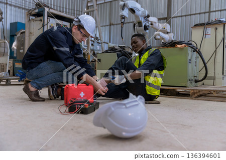 worker, construction, engineer 136394601