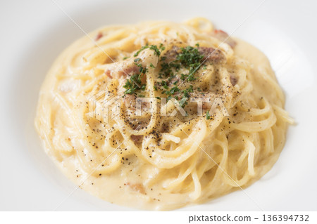 培根黑胡椒卡邦尼意麵 培根黑胡椒卡邦尼意麵 136394732