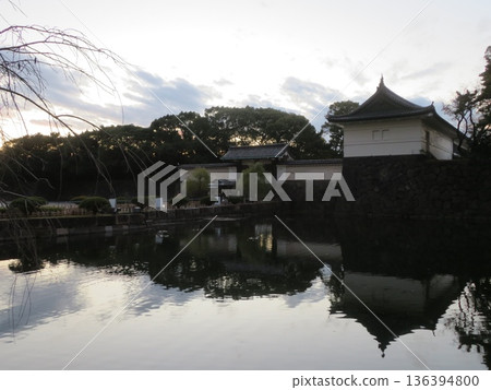 Imperial Palace Outer Garden Otemon Gate 136394800