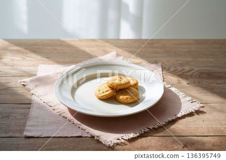 白板和餅乾 白板和餅乾 136395749