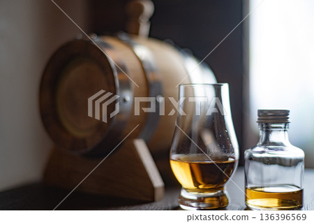 Bottlers' Aging Barrels, Distillery, Whiskey, Mini Barrels, Home, Counter, Interior, Hobbies, Accessories, Miscellaneous Goods Bottlers' Aging Barrels, Distillery, Whiskey, Mini Barrels, Home, Counter, Interior, Hobbies, Accessories, Miscellaneous Goods 136396569