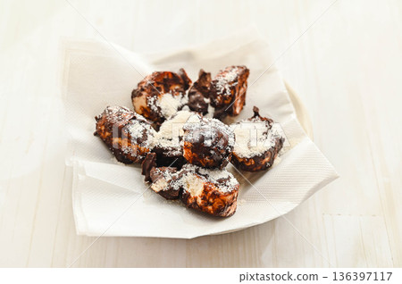 Crispy Wheat Flour Chocolate with Milk 136397117