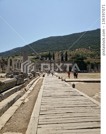 Ancient Ephesus, ruins in Turkey, ruins of the Ancient Roman and Ancient Greek empires, Selcuk, Izmir province Ancient Ephesus, ruins in Turkey, ruins of the Ancient Roman and Ancient Greek empires, Selcuk, Izmir province 136397871