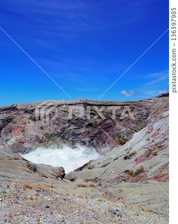 阿蘇山火山口（熊本縣阿蘇市） 136397985