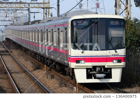 京王8000系列8727F 136400975