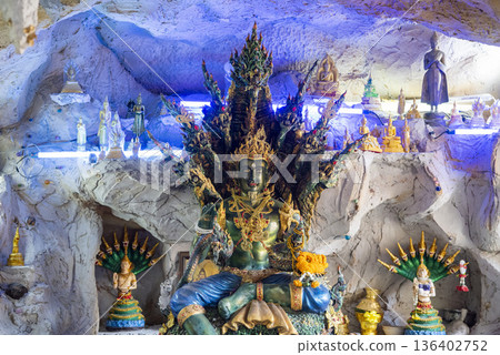 THAILAND NONTHABURI PAK KRET WAT KLANG 136402752