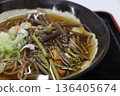 Very delicious mountain vegetable soba 136405674