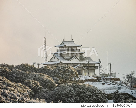 小牧市西部的冬季景色 136405764