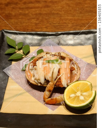 Female Echizen crab Female Echizen crab 136405855