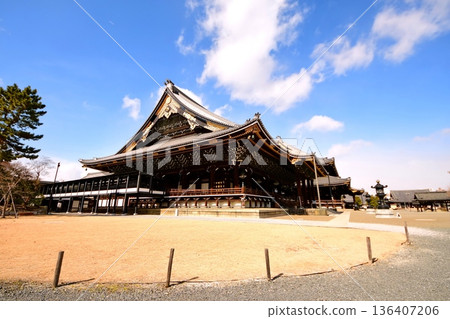 Kyoto Prefecture, Higashi Honganji Temple, Amida Hall (Important Cultural Property), Tokoha-cho, Shimogyo Ward, Kyoto City, February 2022 136407206