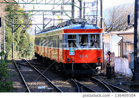 Conquering Hakone in winter... Hakone Tozan Railway Moha 1 and 2 136409384