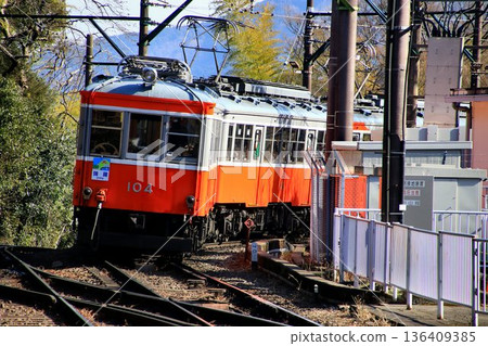 Conquering Hakone in winter... Hakone Tozan Railway Moha 1 and 2 136409385