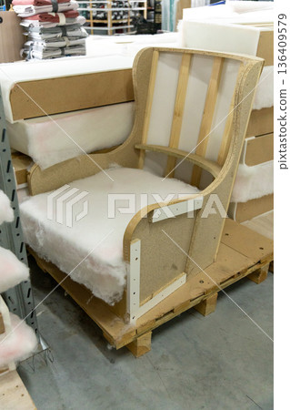 Unfinished armchair frame with white foam 136409579