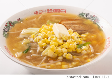 味噌黃油玉米拉麵 136411125