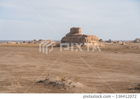 Dunhuang Yardang National Geological Park Tower Yardang Dunhuang Yardang National Geological Park Tower Yardang 136412072