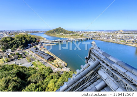 View from the castle tower of Inuyama Castle in Inuyama City (towards Mt. Igi) View from the castle tower of Inuyama Castle in Inuyama City (towards Mt. Igi) 136412507