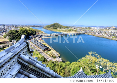 View from the castle tower of Inuyama Castle in Inuyama City (towards Mt. Igi) View from the castle tower of Inuyama Castle in Inuyama City (towards Mt. Igi) 136412509