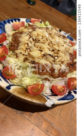 Okinawan cuisine: Okinawan traditional cuisine, taco rice 136413549
