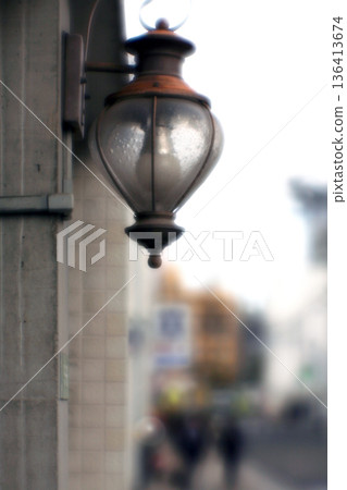 Stylish gate light (soft focus) Stylish gate light (soft focus) 136413674
