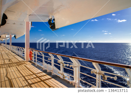 Tasman Sea 136413711