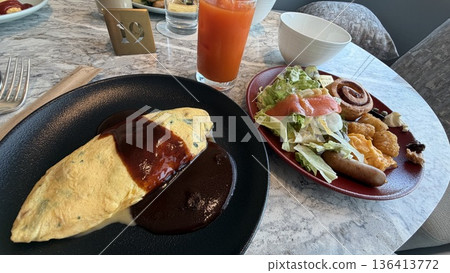 酒店自助早餐 酒店自助早餐 136413772