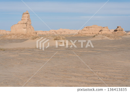 Dunhuang Yardang National Geological Park Dunhuang Yardang National Geological Park 136413835