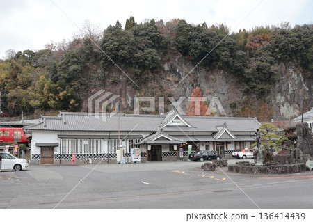 "Kojo no Tsuki" (Ruined Castle) - The gateway to Oka Castle: JR Toyohashi Main Line Bungotaketa Station 136414439